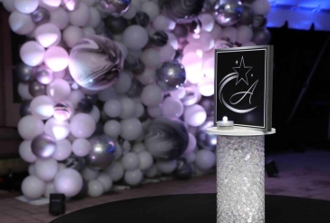 Star Logo Lounge Centerpiece