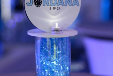 Mini Logo Centerpiece