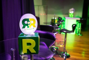 Mini Cube Centerpiece