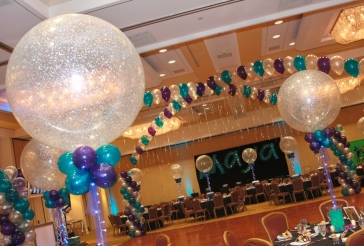 Criss Cross Balloon Gazebo