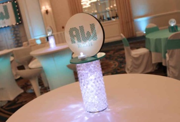 Logo Centerpiece