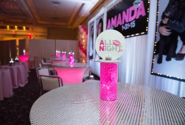 Mini Logo Centerpiece