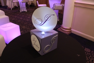 Mini Cube Centerpiece