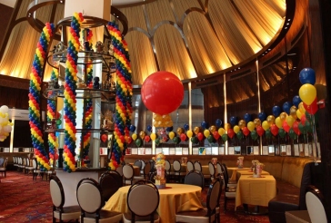 Balloon Garland Decor