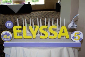 Candy Themed Seating Card Display