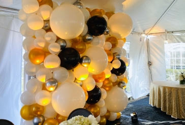 Gold Organic Balloon Wall