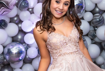 Black and White Balloon Wall