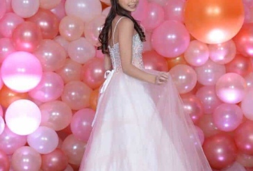 Organic Balloon Wall Backdrop