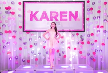 Heart Themed Glitter Backdrop