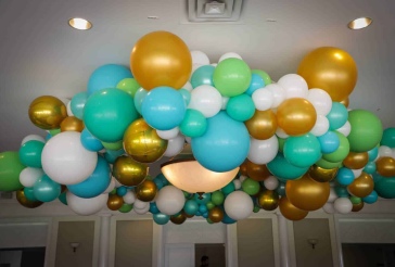 Organic Ceiling Balloon Sculpture
