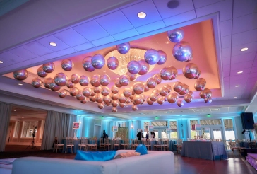 Gold Metallic Ceiling Balloons