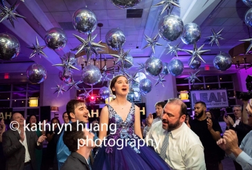 Metallic Silver Starburst Ceiling