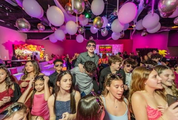 White and Gold Balloon Ceiling