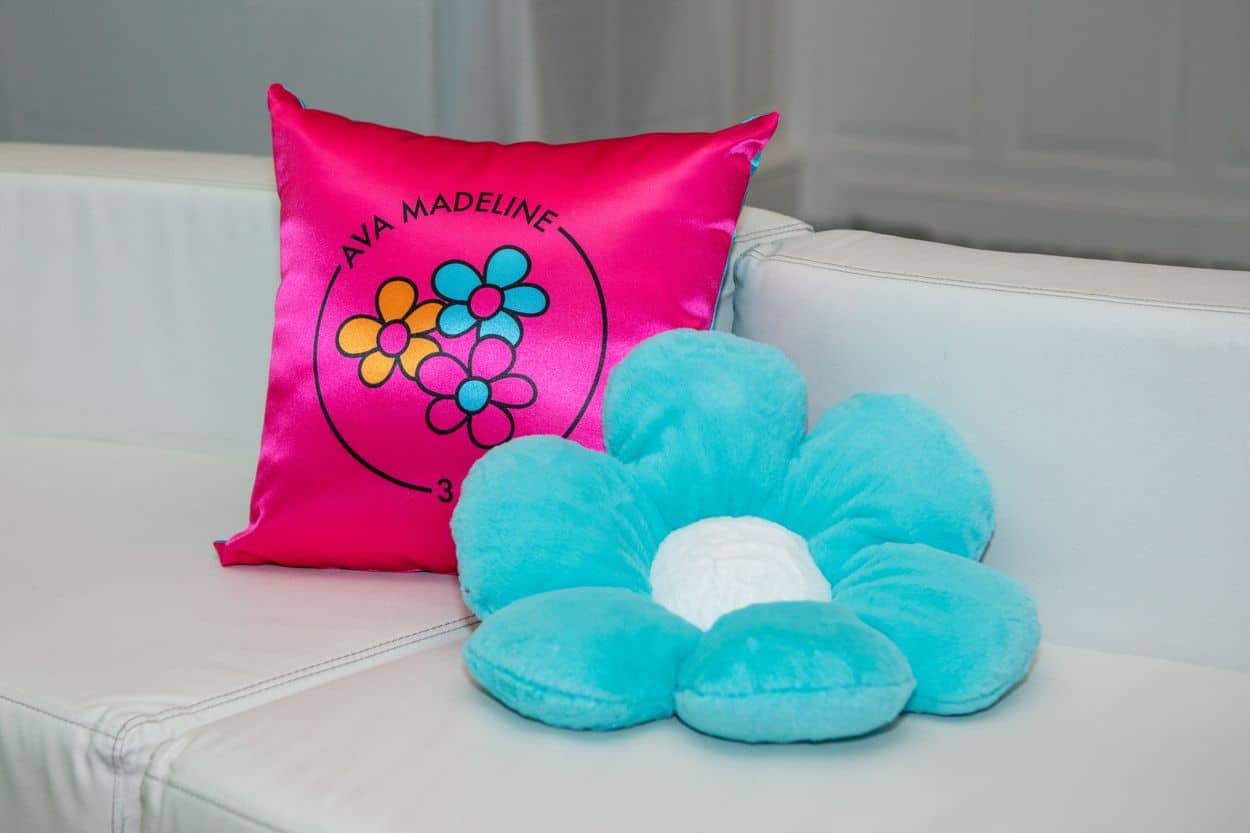 custom-flower-pillow