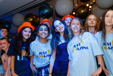 emily-levy-bat-mitzvah-party-1836-of-2736 emily-levy-bat-mitzvah-party-1836-of-2736