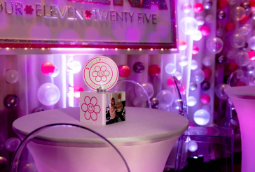 Mini Cube Logo Centerpiece