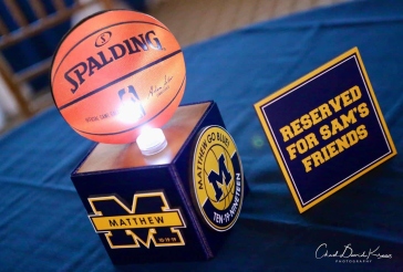 Michigan Themed Cube Centerpiece