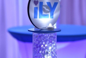 Mini Logo Centerpiece