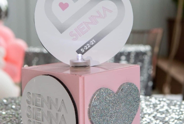 Mini Cube Lounge Centerpiece