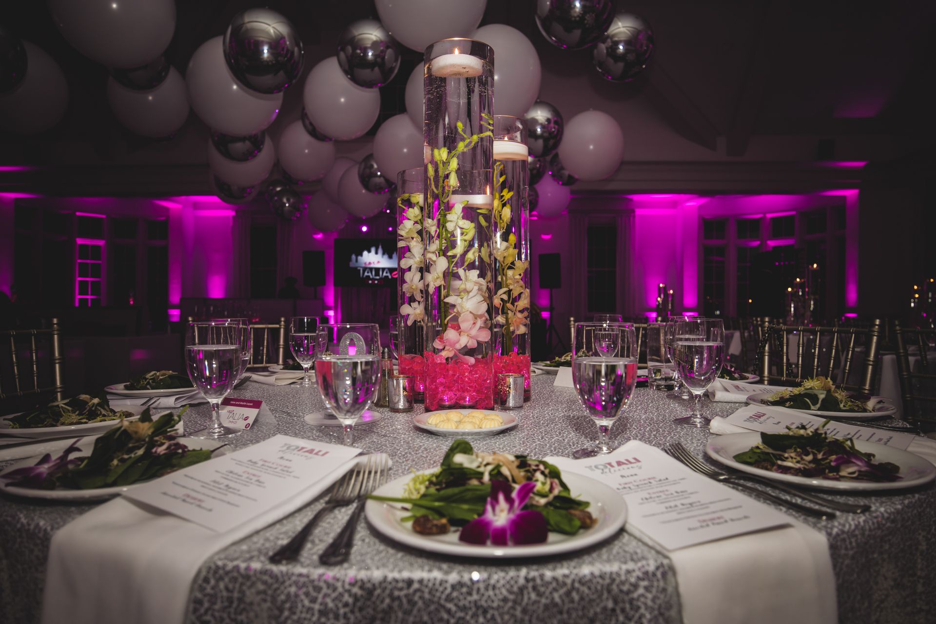 hot_pink_orchid_centerpiece