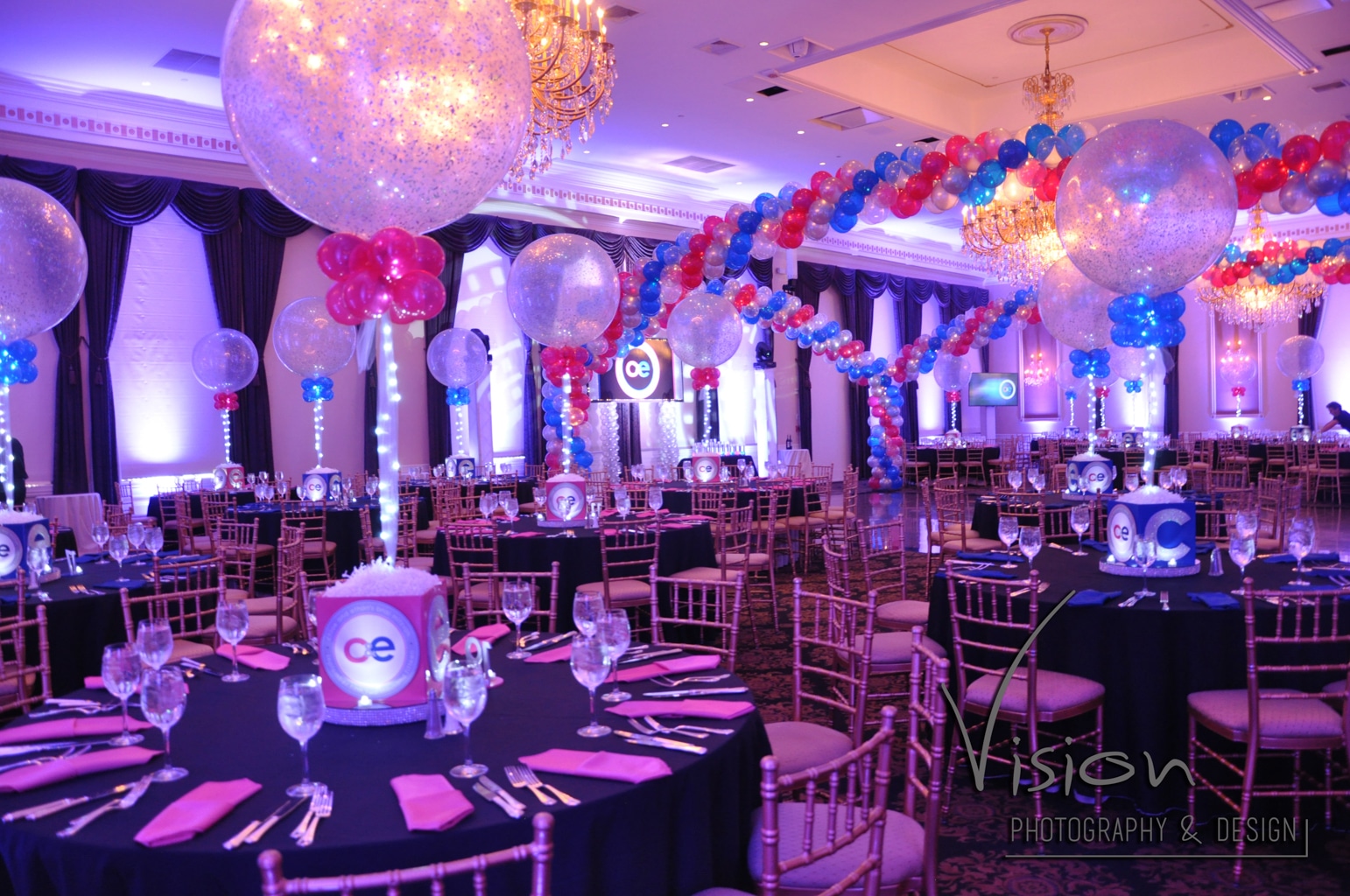 Image 15 of Royal Blue And Pink Wedding Decoration Ideas | barbra