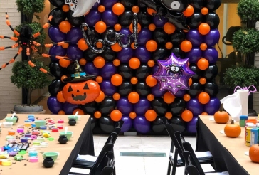 Halloween Balloon Wall