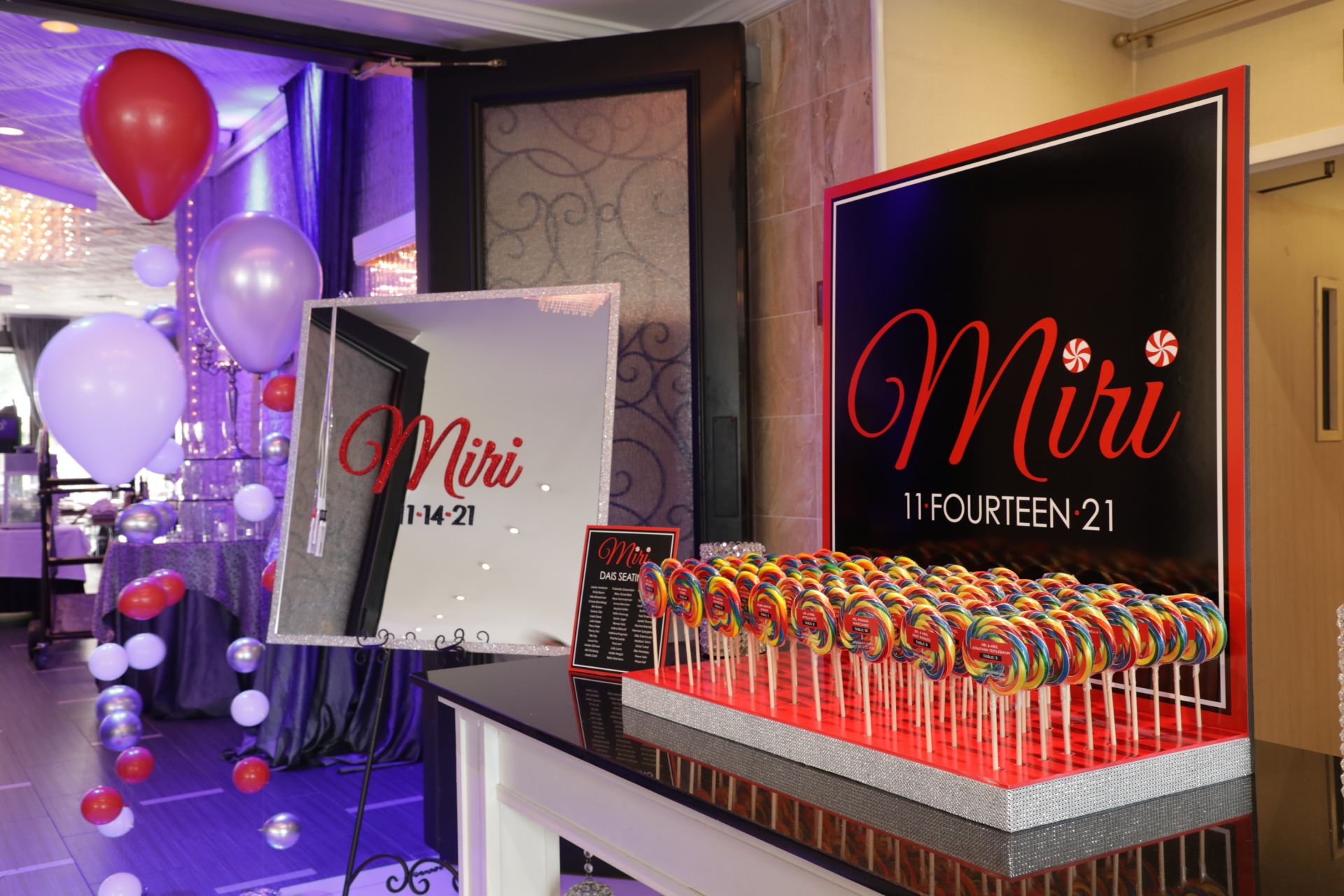 Custom Whirly Pop Place Card