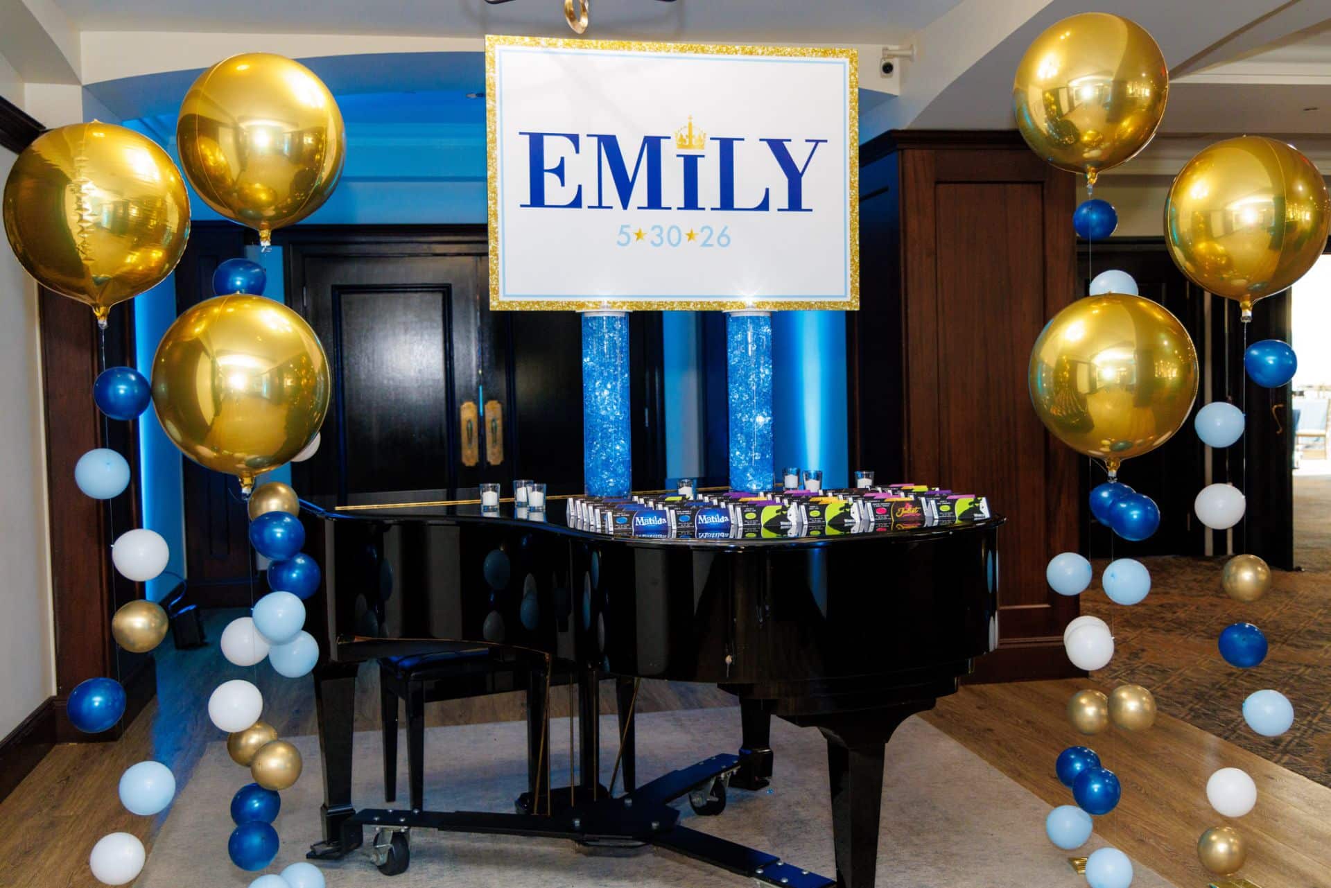 Broadway Seating Card Display