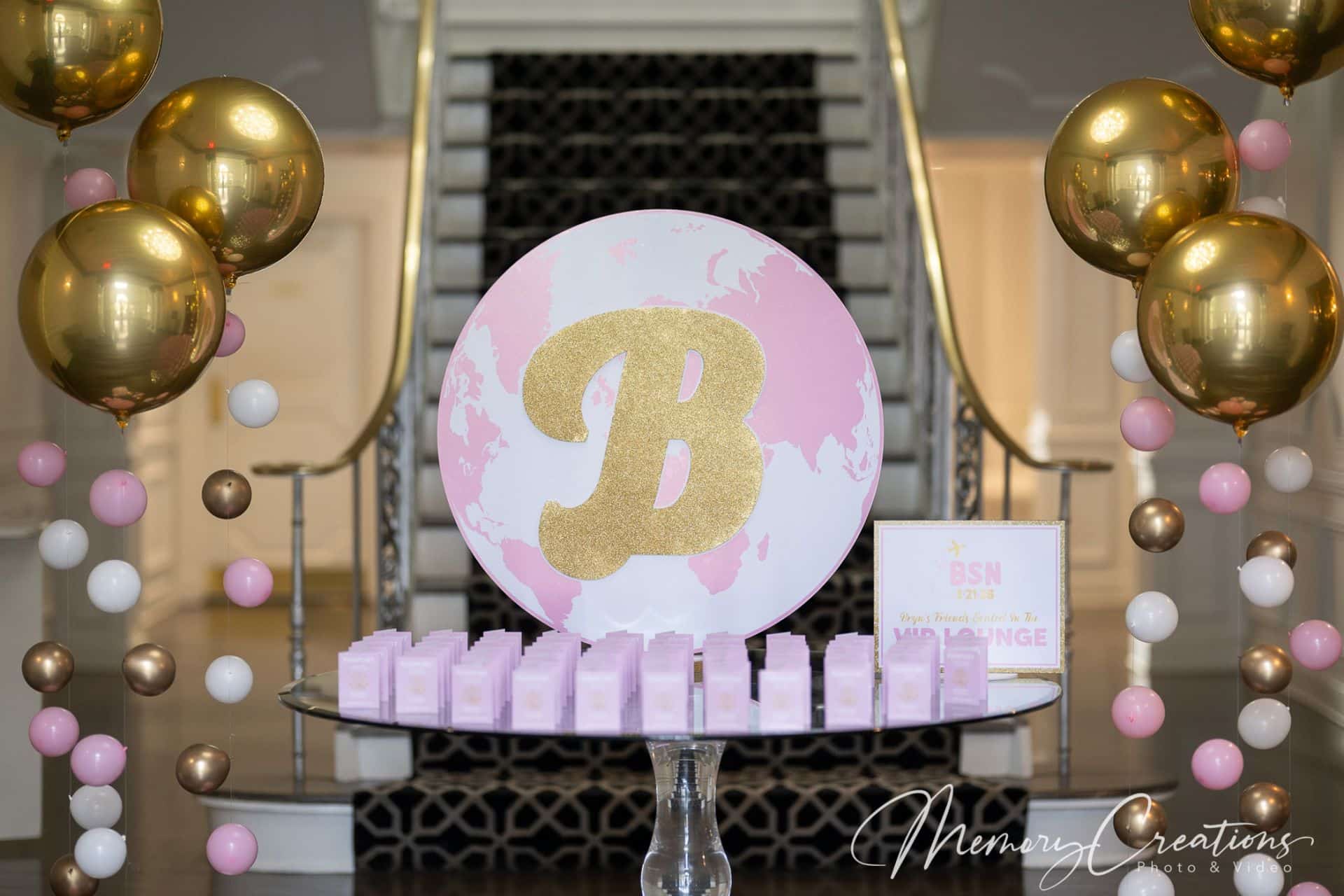 Travel Seating Card Display