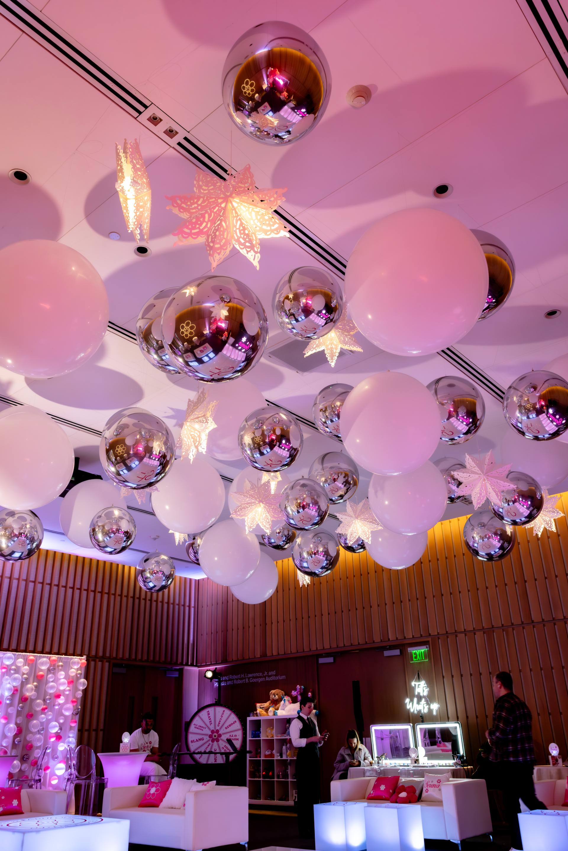 Serena's Bat Mitzvah · Balloon Artistry
