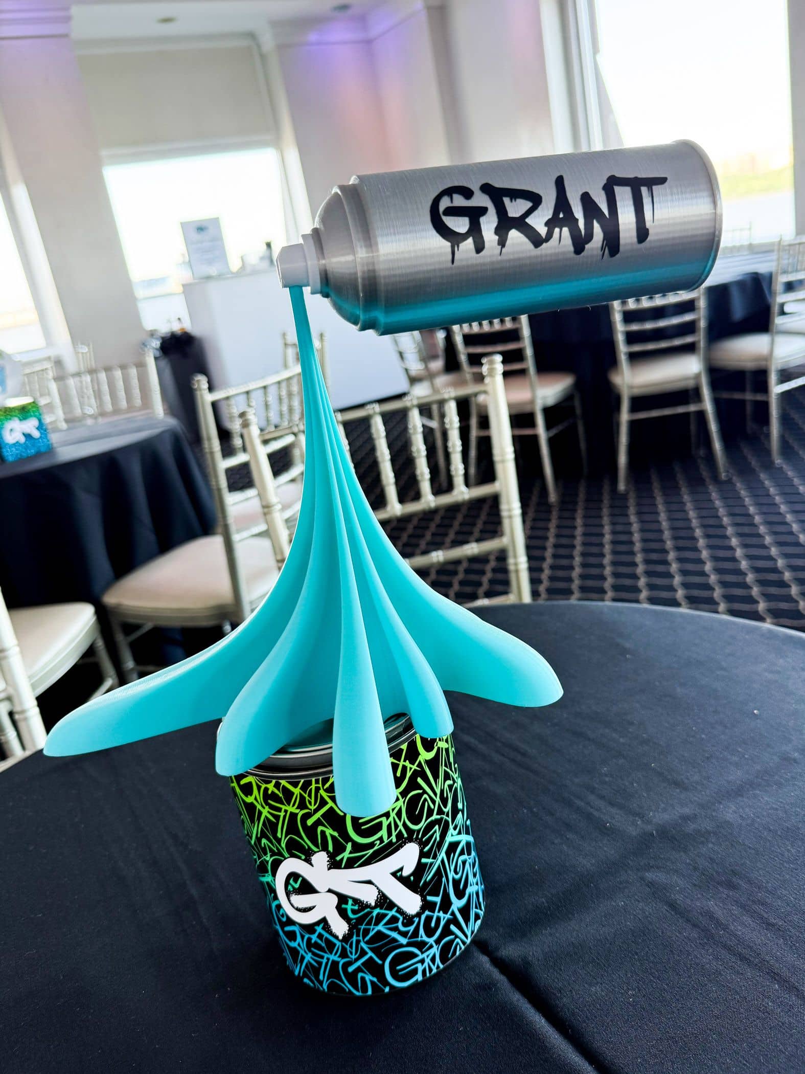 graffiti-paint-centerpiece