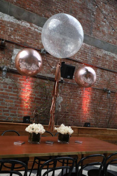 Sparkle Balloon with Tassels & Floating Orbz Centerpiece