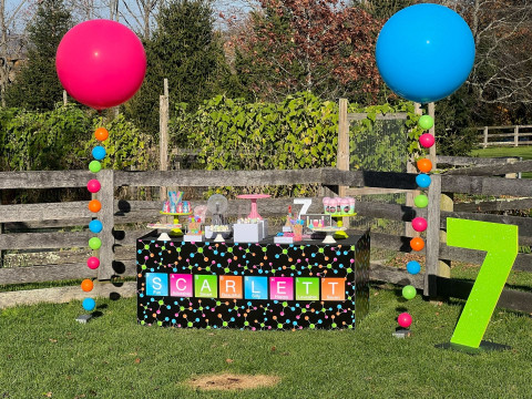 Custom Table Wrap with Glitter Number Cutout and Bubble Balloons for Science Themed Birthday Party