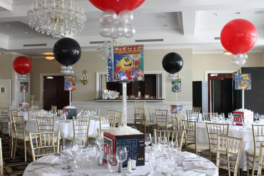 Video Game Themed Centerpieces with Photo Cube Base, Blowup Game Covers & 36" Balloons