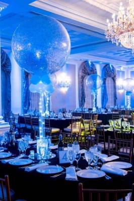 Light Blue & Silver Sparkle Balloon Centerpiece with Aqua Gems & Lights