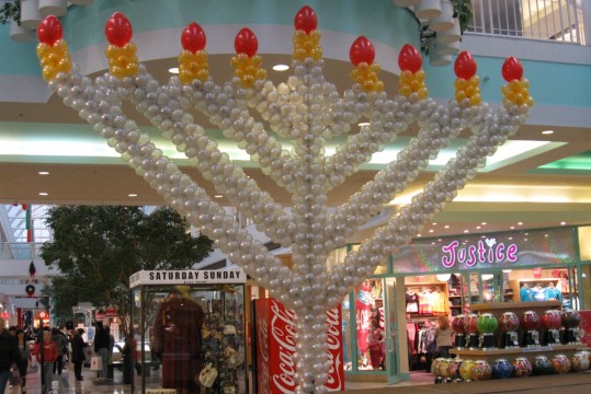 Hanukkah Menorah Balloon Sculpture