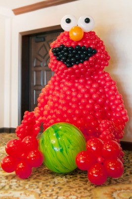 Giant Elmo Balloon Sculpture