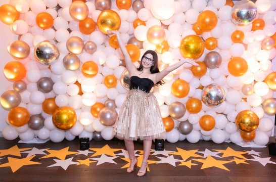 Gold, Silver & White Balloon Wall for Hollywood Themed Bat Mitzvah with Star Decal Display