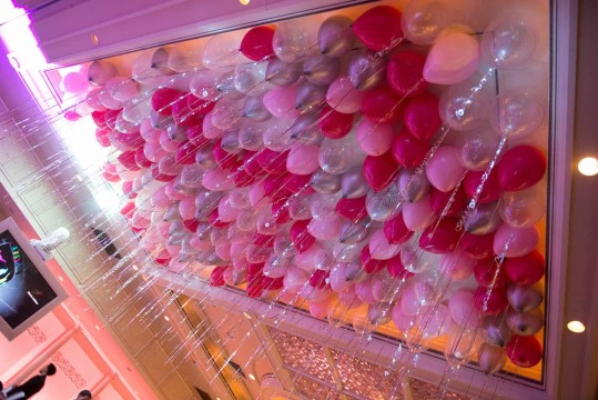 Shades of Pink Loose Balloons on Ceiling with Shimmer & Sparkle Ribbon