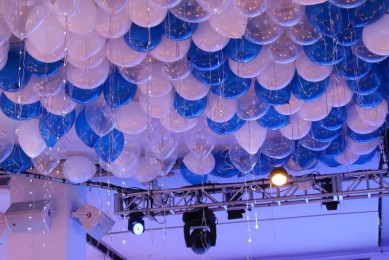 Blue & White Ceiling Balloons with Shimmer Ribbon & LED Sparkle Ribbon