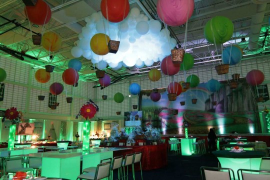 Organic Balloon Cloud Sculpture & Hot Air Balloons Ceiling Treatment for Wizard of Oz Event