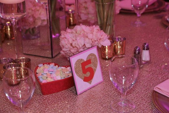 Glitter Heart Square Table Sign