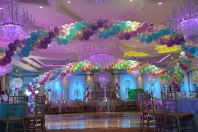 Turquoise & Lavender Balloon Wrap over Dance Floor with Twinkling Lights at The Rockleigh