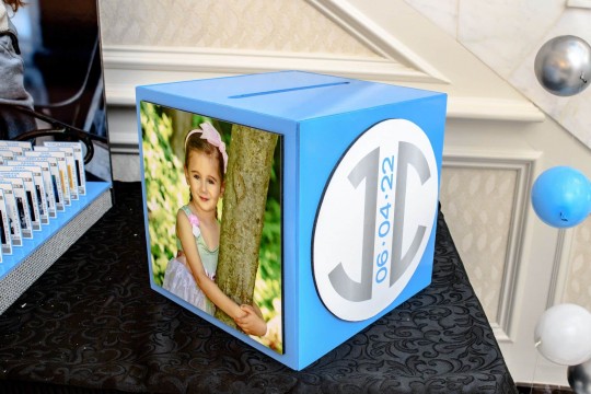 Bat Mitzvah Gift Box with Logo & Photo
