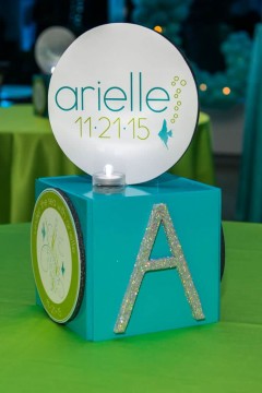 Mini Underwater Themed Cube with Logo Topper For Lounge Tables