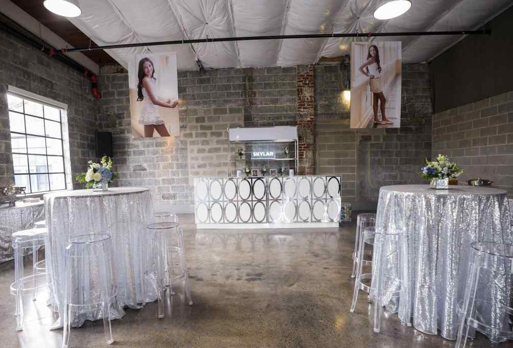 Where Can I Go to Get a Picture Blown Up: Top Expert Tips