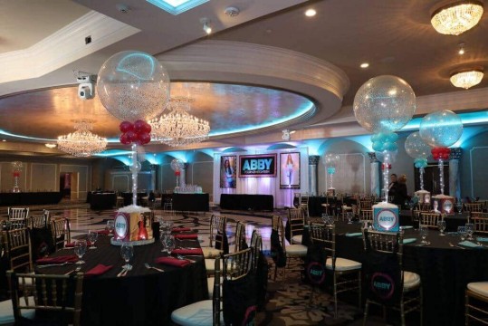 Bat Mitzvah Photo Cub Centerpieces with Sparkle Balloons at the Grand Marquis, NJ