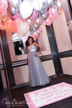 Bat Mitzvah Elevator with Shades of Pink Ceiling Balloons & Custom Logo Rug
