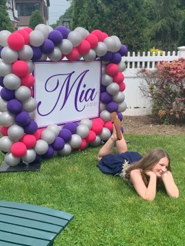 Square Balloon Arch with Custom Sign