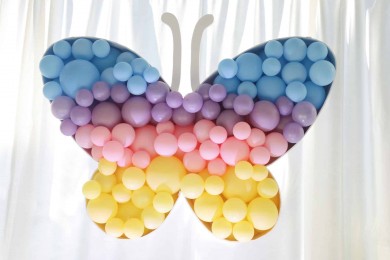 Beautiful Butterfly Mosaic Balloon Sculpture With Color Gradient